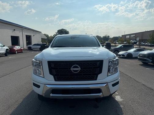 2023 Nissan Titan XD SV
