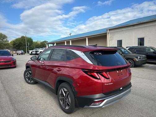 2026 Hyundai TUCSON SEL