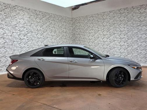 2026 Hyundai ELANTRA SEL