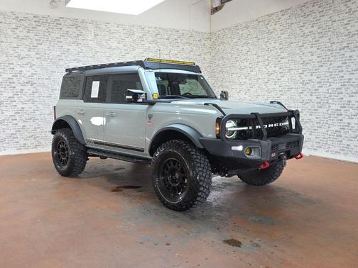 Cactus 2021 Ford Bronco First Edition
