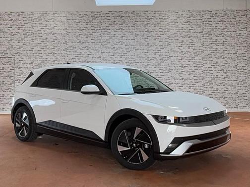 2026 Hyundai IONIQ 5 SE Standard Range