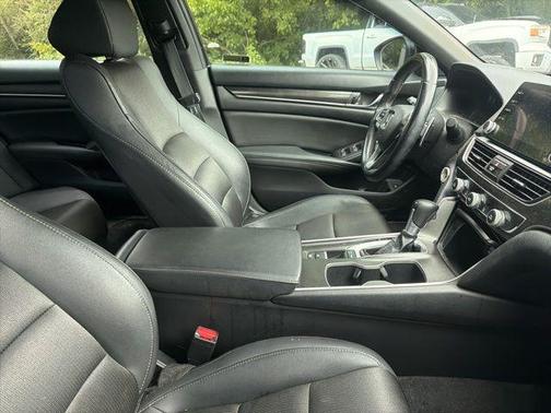 Crystal Black Pearl 2020 Honda Accord Sport 1.5T