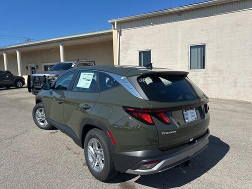 2026 Hyundai TUCSON SE