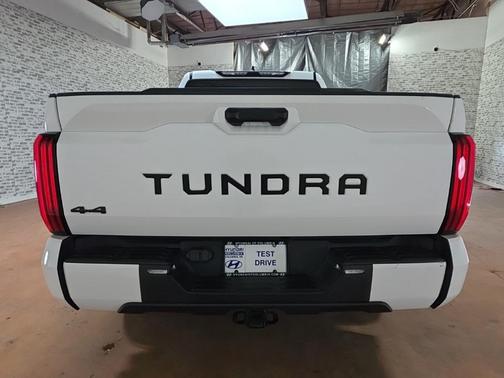 2023 Toyota Tundra SR5