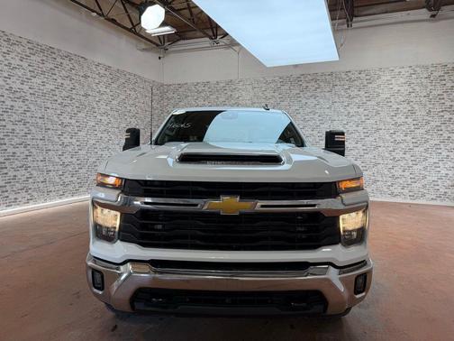 2024 Chevrolet Silverado 2500 LT
