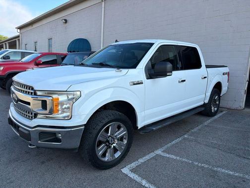 Oxford White 2019 Ford F-150 XLT