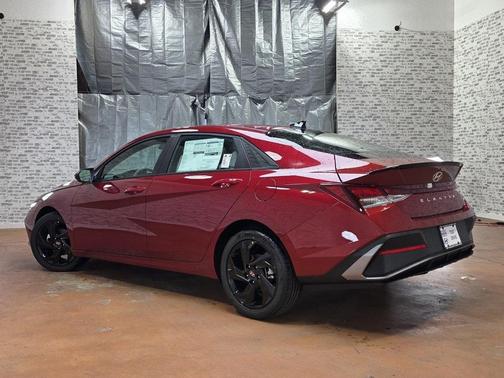 2026 Hyundai ELANTRA SEL