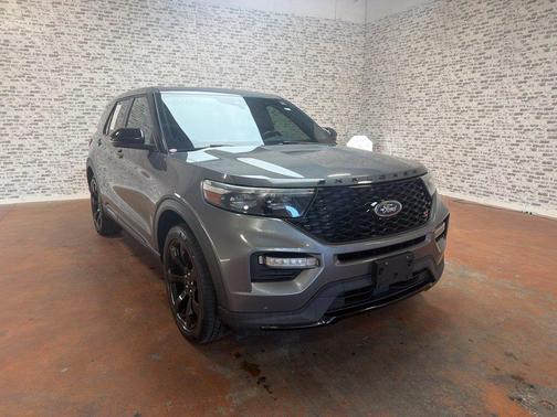 Stone Gray Metallic 2021 Ford Explorer ST