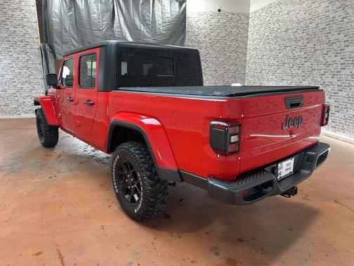 2024 Jeep Gladiator Sport