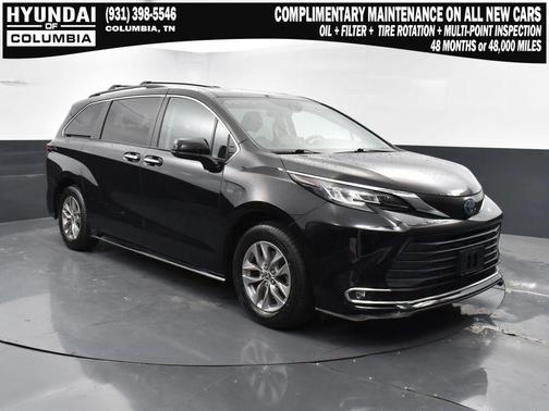 2022 Toyota Sienna XLE