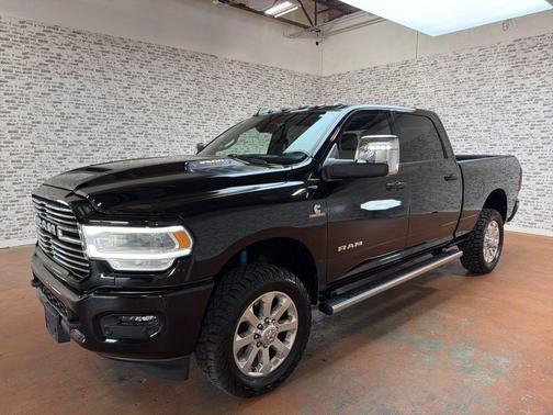 Diamond Black 2024 RAM 2500 Laramie
