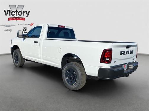 2026 RAM 2500 Tradesman Regular Cab 4x4 8' Box