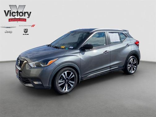 2020 Nissan Kicks SR