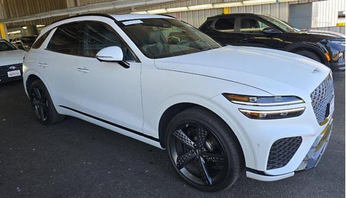 Matterhorn White 2022 Genesis GV70 3.5T AWD Sport