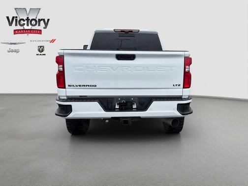 Summit White 2024 Chevrolet Silverado 2500 LTZ
