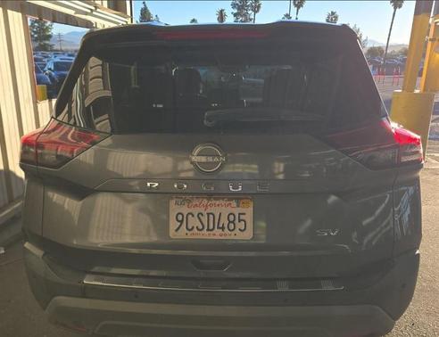 2022 Nissan Rogue SV