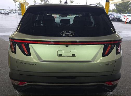 Shimmering Silver 2024 Hyundai TUCSON Hybrid SEL Convenience