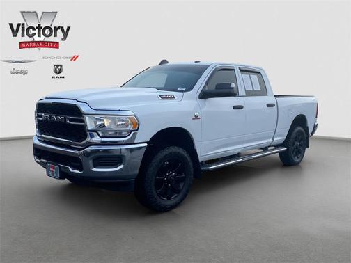 2021 RAM 2500 Tradesman Crew Cab 4x4 6'4' Box