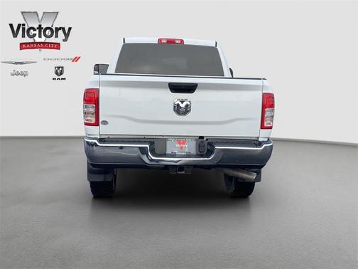 2021 RAM 2500 Tradesman Crew Cab 4x4 6'4' Box