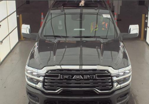 2025 RAM 3500 Limited Crew Cab 4x4 6'4' Box