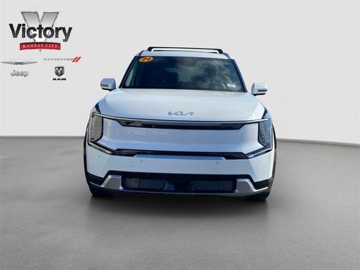 2024 Kia EV9 Land