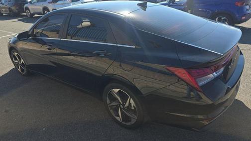 2023 Hyundai ELANTRA HEV Limited