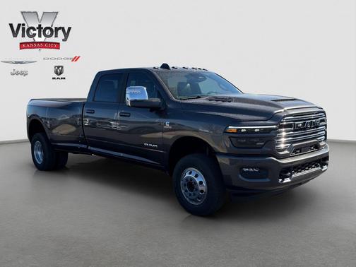 2026 RAM 3500 Laramie Crew Cab 4x4 8' Box