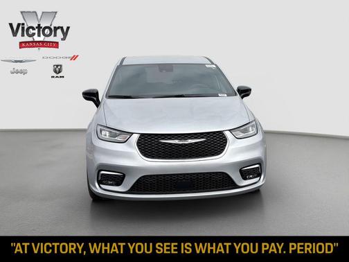 Silver Mist Clearcoat 2026 Chrysler Pacifica L