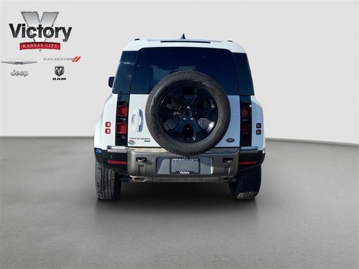 2022 Land Rover Defender 110 X-Dynamic HSE