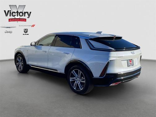 2024 Cadillac LYRIQ Tech