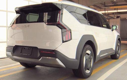 2024 Kia EV9 Wind