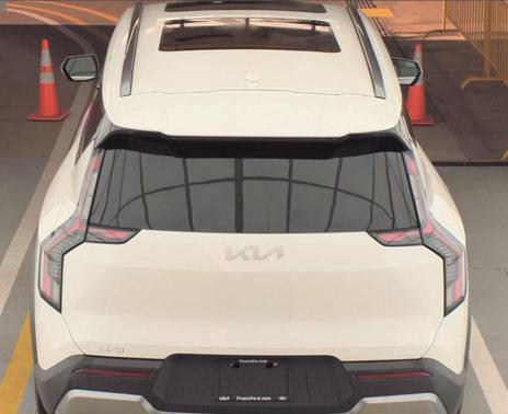 2024 Kia EV9 Wind