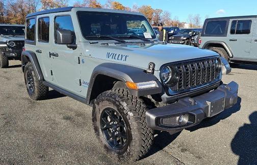 2025 Jeep Wrangler 4xe Willys