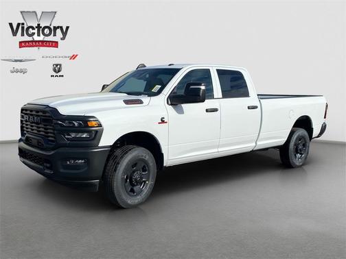 2026 RAM 2500 Tradesman Crew Cab 4x4 8' Box
