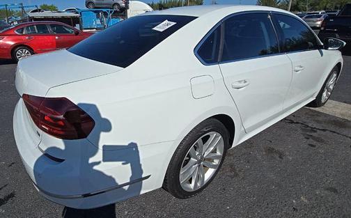 2018 Volkswagen Passat 2.0T SE