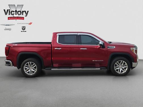 2022 GMC Sierra 1500 SLT