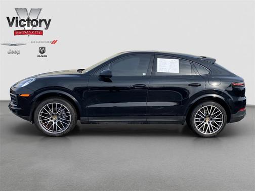 2022 Porsche Cayenne Platinum Edition