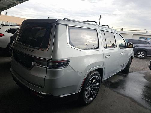 2022 Jeep Grand Wagoneer Series III 4x4