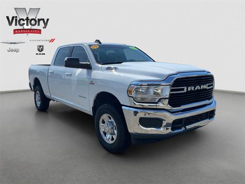2019 RAM 2500 Big Horn Crew Cab 4x4 6'4' Box