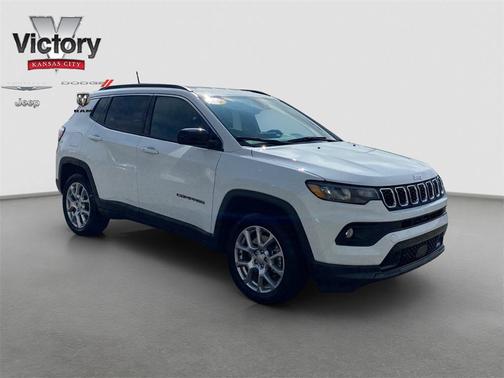2024 Jeep Compass Latitude Lux