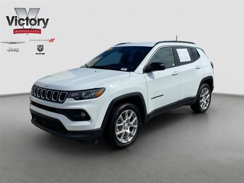 2024 Jeep Compass Latitude Lux