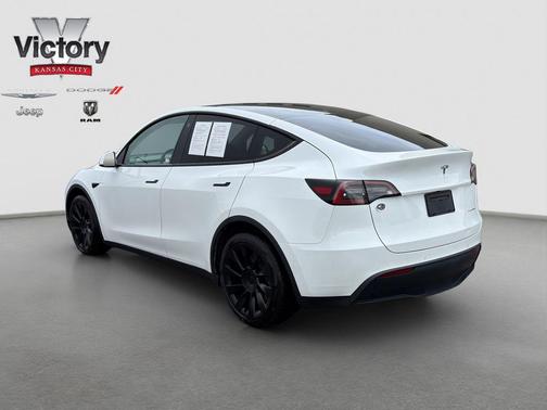 Pearl White Multi-Coat 2021 Tesla Model Y Long Range Dual Motor All-Wheel Drive