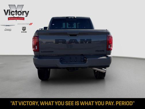 Ceramic Gray Clearcoat 2026 RAM 2500 Laramie Crew Cab 4x4 6'4' Box