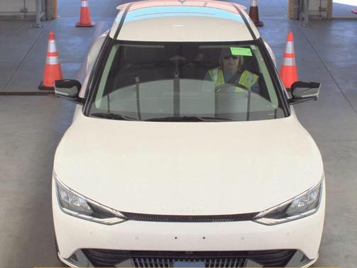 2024 Kia EV6 Wind