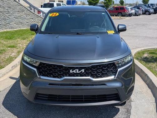 2022 Kia Sorento LX