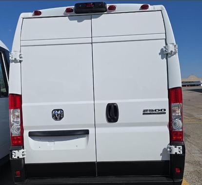 2025 RAM ProMaster 2500 Tradesman