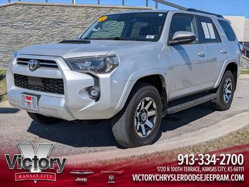 2022 Toyota 4Runner TRD Off Road