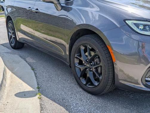 2022 Chrysler Pacifica Limited