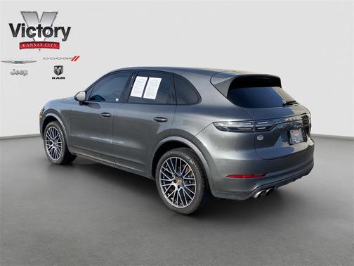 2019 Porsche Cayenne S