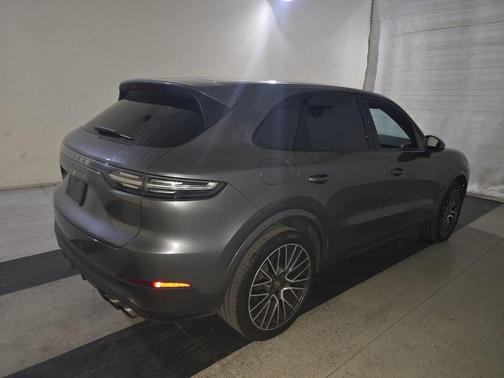 2019 Porsche Cayenne S